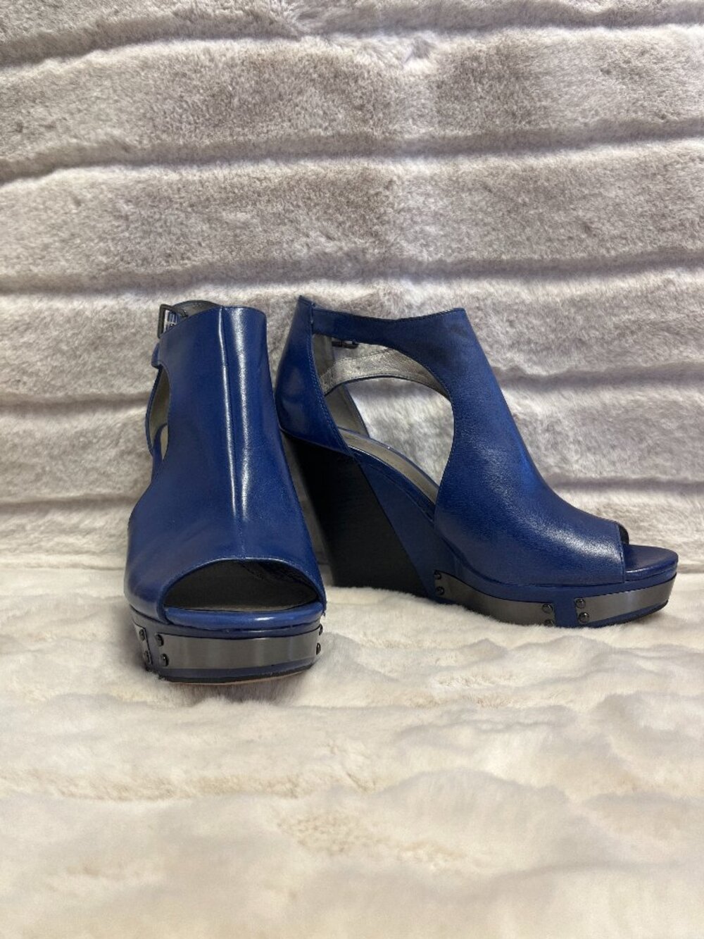 Women's size 7.5 Vince Camuto Leather Wedge Heels with Silver Accents